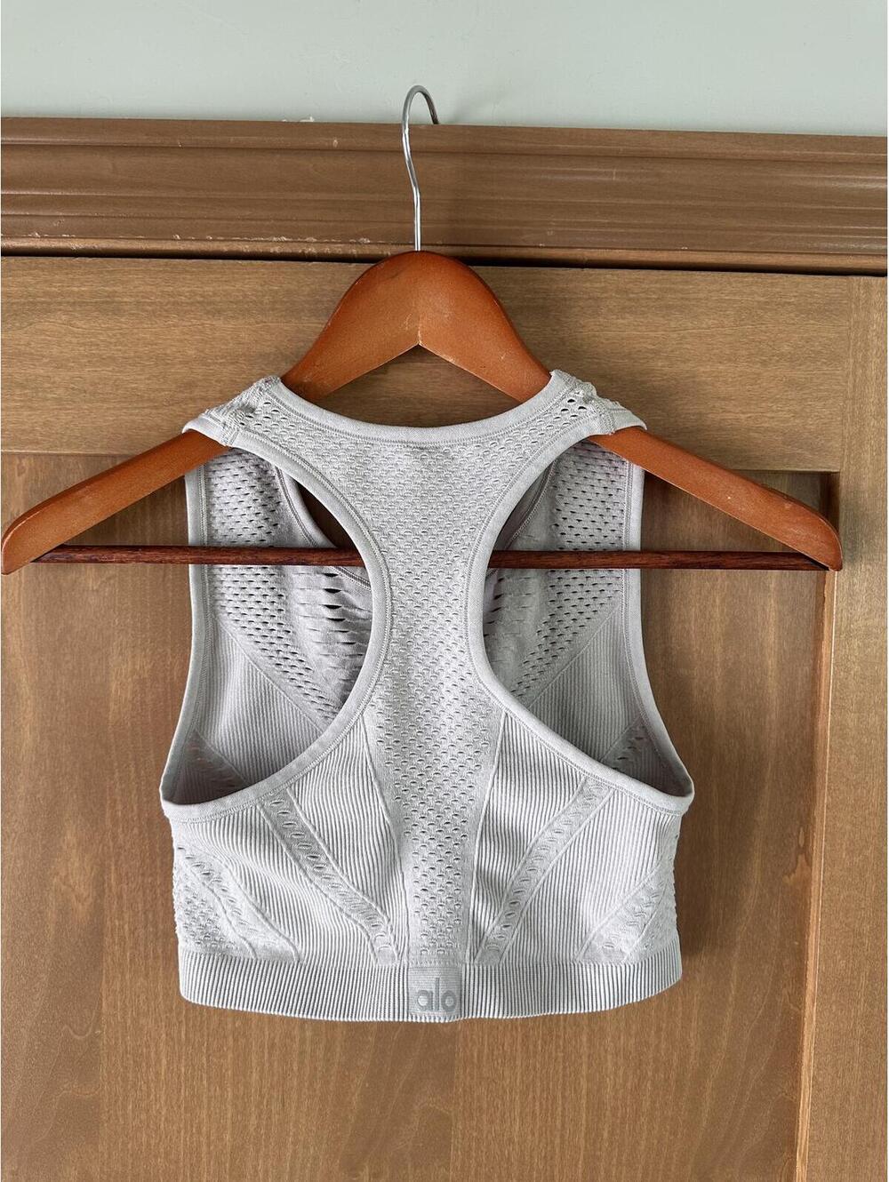 Alo Yoga 2-Piece Outfit: Goddess Leggings & Lark Crop Top Nectar Women’s Small - Picture 6 of 15